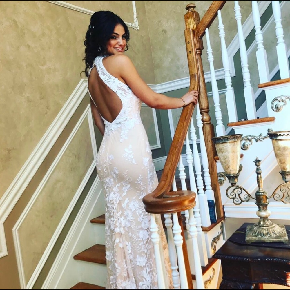 Meet your Posher, Sabrina